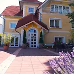 Apartment Eden - Garden *