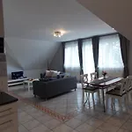 Eden - Garden Apartment