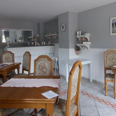 Apartment Eden Apartmanhaz 2 Balatonfured