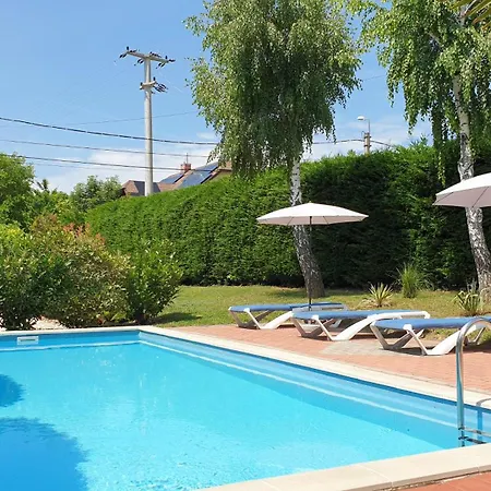 Eden Apartmanhaz 2 * Balatonfured