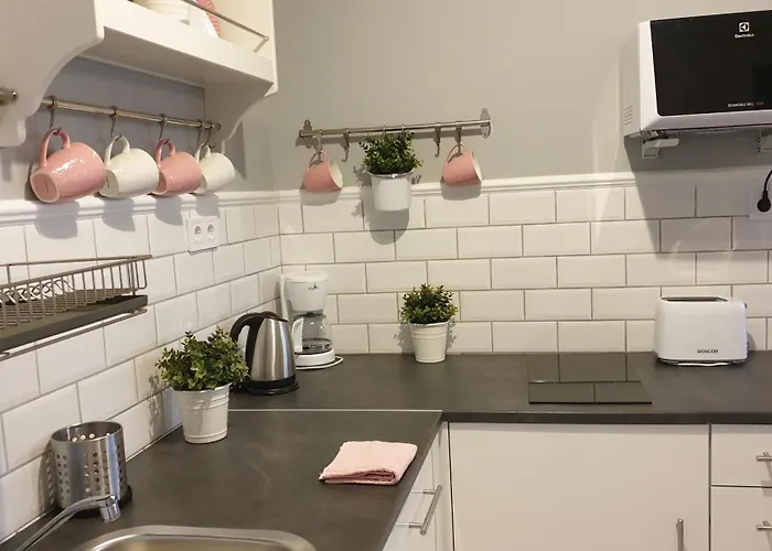 Eden - Garden Apartment *